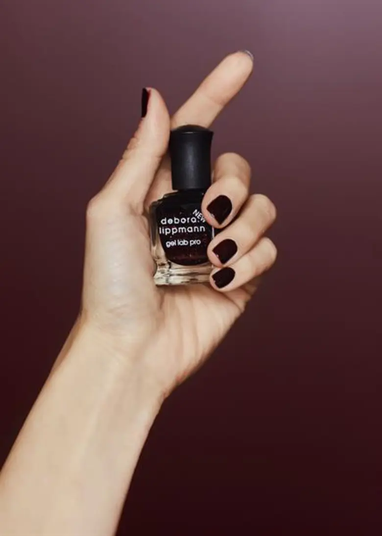 ห้ามพลาด! ซัมซุงจัดเวิร์คช็อปและกิจกรรมแฟนชั่นธีมสี “เบอร์กันดี เรด” สุดชิค! ให้เหล่าแฟชั่นนิสต้าร่วมสนุกกัน ณ Burgundy Red Lounge สยามเซ็นเตอร์ วันนี้ - 15 ก.ค. นี้ เท่านั้น!