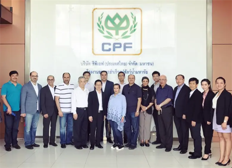 นายฐานิศร์ ณ สงขลา (แถวหน้าที่ 5 จากซ้าย)...