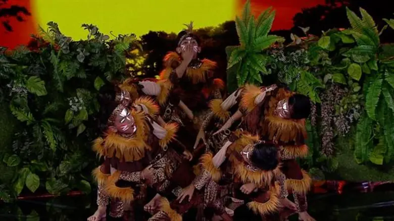 ทีวีไกด์: รายการ “WORLD OF DANCE THAILAND เต้นบันลือโลก” 3 กรรมการคลำบากใจ เลือกนักเต้น