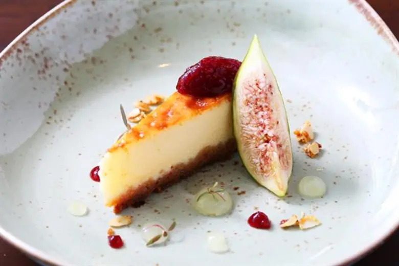 เอกลักษณ์ชวนหลงใหล มนต์เสน่ห์ดึงดูดใจตามแ...