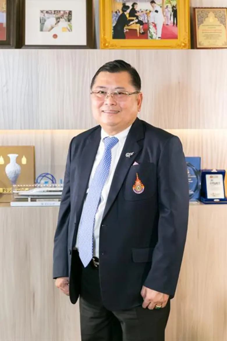 รศ.ดร.ประเสริฐ ปิ่นปฐมรัฐ อธิการบดีมหาวิท...