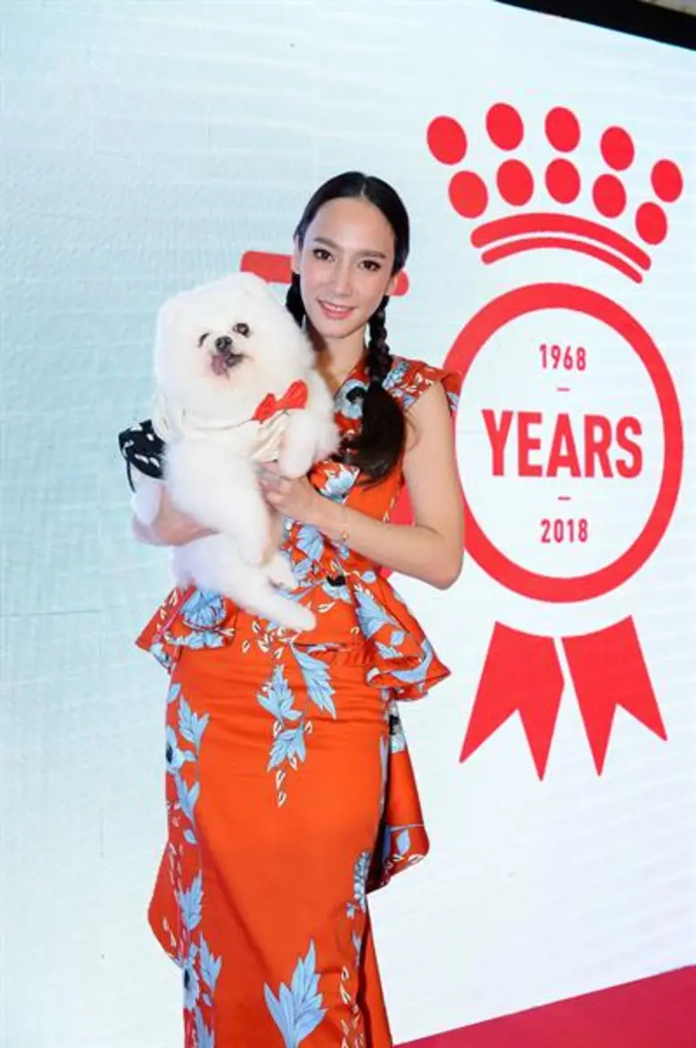 “อั้ม – พัชราภา” และ “อาร์ม – กรกันต์” ร่วมฉลอง “ครบรอบ 50 ปี โรยัล คานิน” สุดยิ่งใหญ่ ชวนมอบความรัก ดูแลโภชนาการเพื่อน้องหมาน้องแมวให้ถูกวิธี