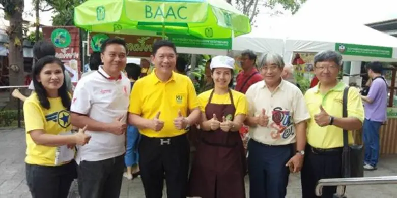 นายลักษณ์ วจนานวัช รัฐมนตรีช่วยว่าการกระท...