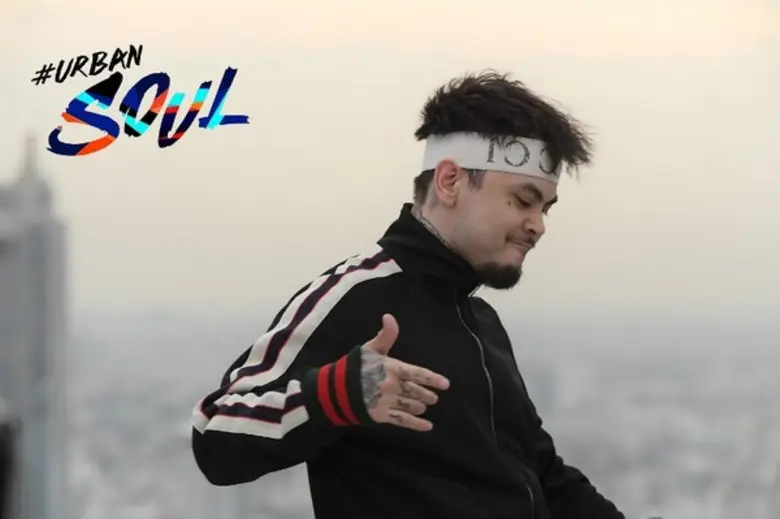 ต้องขอบอกว่าฮ็อตจริงๆ สำหรับ UrboyTJ และ ...