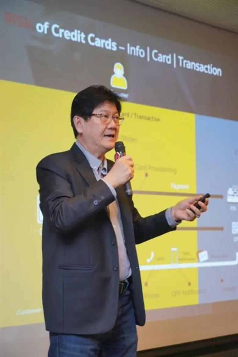 เคทีซีเปิดเวทีเสวนาพิเศษ “KTC FIT Talks #3 “รู้เท่าทันความเสี่ยงในการชำระทางอิเล็คทรอนิคส์และออนไลน์”