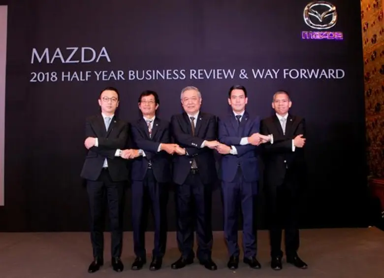 มาสด้ายิ้มแก้มปริยอดขายรวมครึ่งปีแรกทะลุ 33,000 คัน มั่นใจเศรษฐกิจไทยพุ่งพรวดปรับเป้าเพิ่มเป็น 65,000 คัน