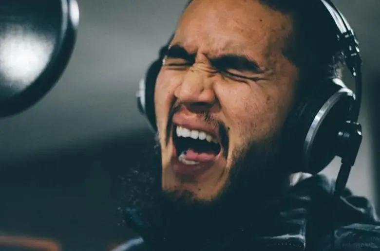 ฟัง “โลโมโซนิค” คุยเรื่องความรักกับ “ป๊อด โมเดิร์นด็อก” ผ่านเพลง “หากโลกนี้ไม่มีความรัก”