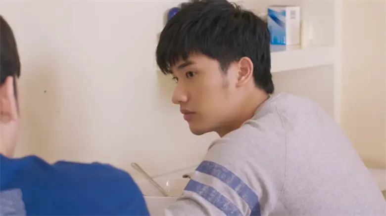 งานเข้า “เต-นิว” เจอขู่มีรูปตอนจูบกลางสระ!!!