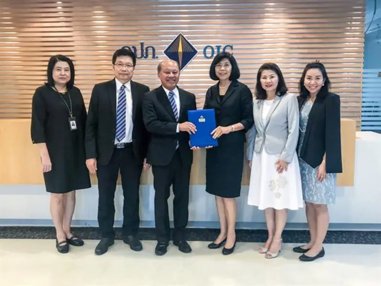 นางพรนิจ ตุลย์วัฒนจิต ผู้ช่วยผู้จัดการใหญ...