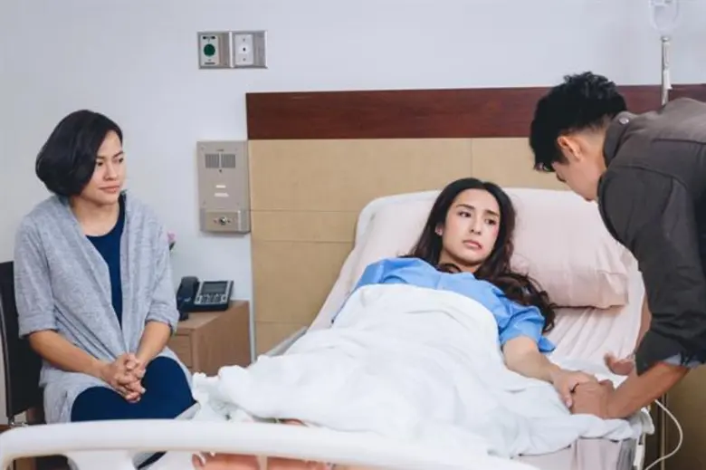 ทีวีไกด์: เรื่องย่อละคร "ข้ามสีทันดร" ตอนที่ 7 วันพฤหัสสบดีที่ 12 กรกฎาคม 2561 เวลา 20:15 น. ทางไทยทีวีสีช่อง3