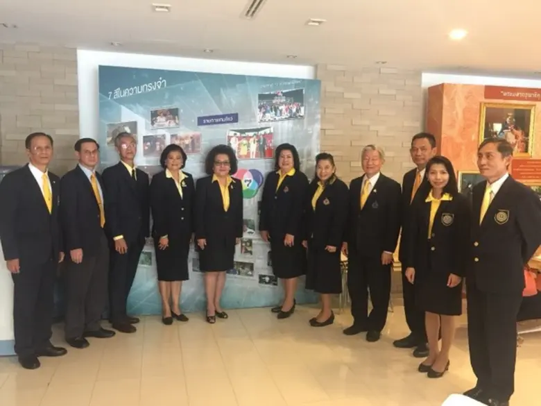 ม.ศรีปทุม ร่วมกับ สสอท.บันทึกเทปถวายพระพรสมเด็จพระเจ้าอยู่หัว