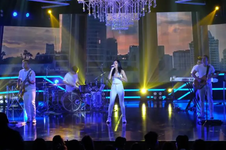 ทีวีไกด์: รายการ "One Show Time" “Klear” ครบทุกอารมณ์จัดเต็ม