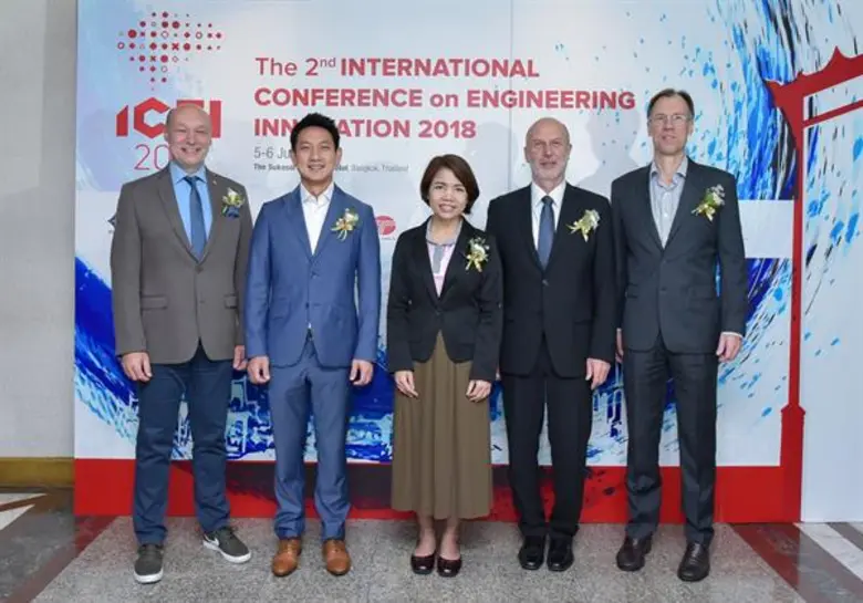 ดร.ธวัช อนันต์ธนวณิช (ที่ 2 จากซ้าย) กรรม...