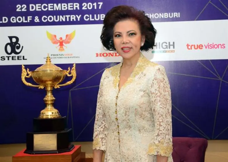 สนามฟีนิกซ์ โกลด์ กอล์ฟ แอนด์ คันทรี คลับ...