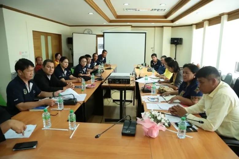 กรมส่งเสริมฯ แนะเกษตรกรผู้ปลูกมะพร้าวร่วมแปลงใหญ่ สร้างความมั่นใจให้ตลาด