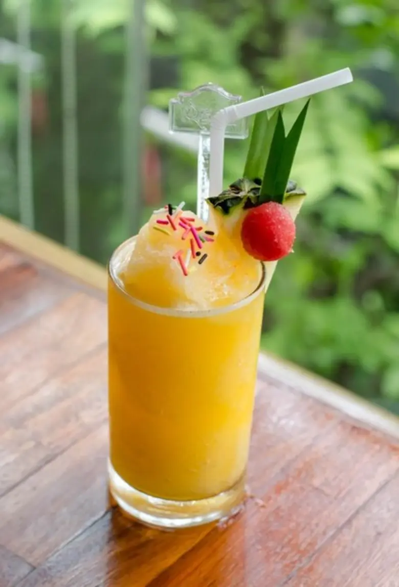 โรงแรมโฟร์วิงส์ สุขุมวิท26 ขอเชิญทุกท่านม...