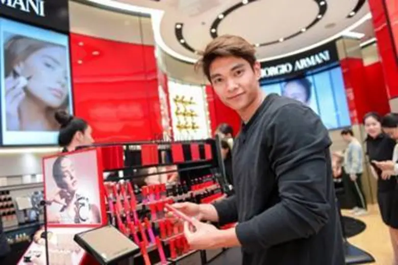 BOUTIQUE EXPANSION. GIORGIO ARMANI BEAUTY AFTER POWERFULLY ACHIEVED RANK #1 จิออร์จิโอ อาร์มานี่ บิวตี้ เปิดบูทีคใหม่ใจกลางเมือง ที่ ZEN @ Central World