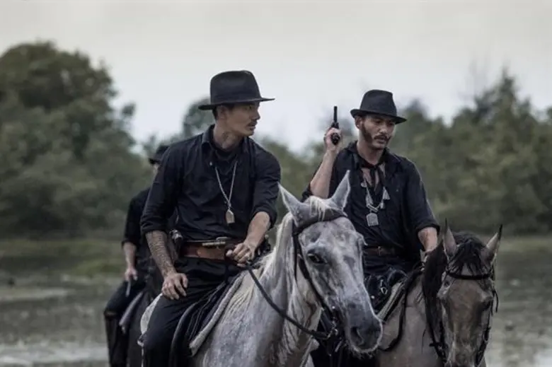 Movie Guide: เมื่อขุนพันธ์ ผกผันสู่ด้านมืด “คนตายไม่เป็น” รวมตัวกับ “เหล่าเสือ” “ขุนพันธ์ 2” เปิดการต่อสู้ครั้งยิ่งใหญ่ ด้วยศรัทธาเหนือศาสตรา