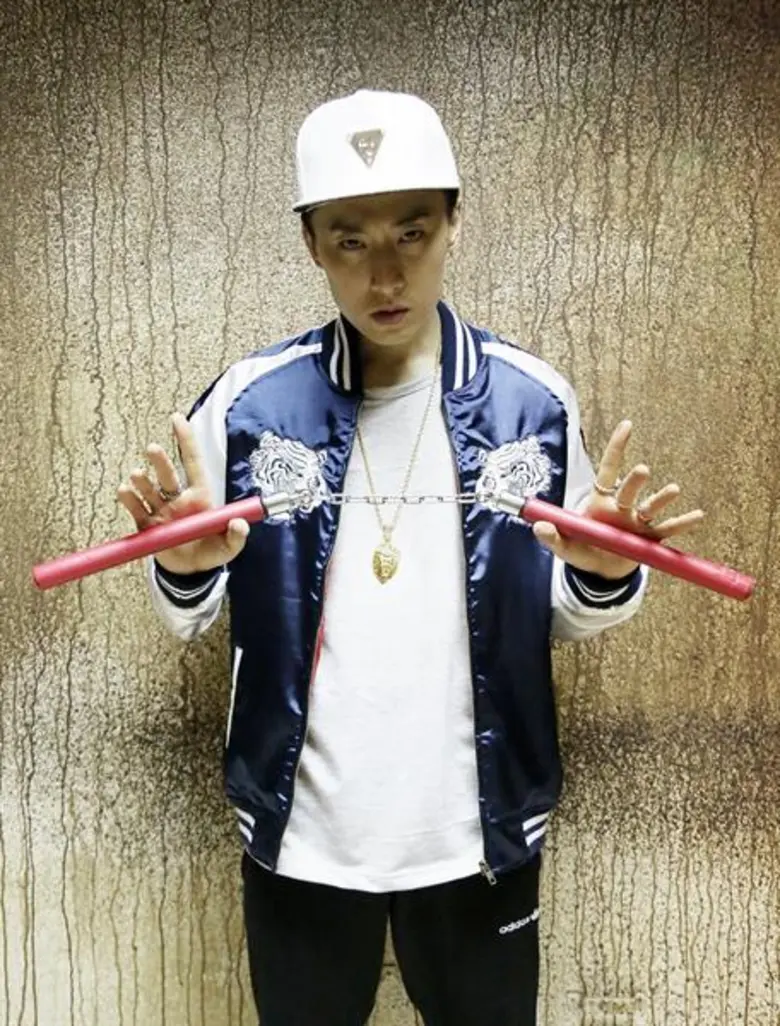 “เวฟ คูเปยจง” โอด!! “ตี๋ใหญ่ 2” คิวบู๊สุดหิน ควงกระบองคู่คล่อง..เผยทุ่มฝึกกว่าสามเดือน