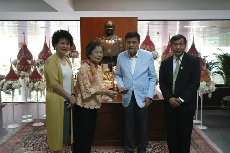 ท่านเสรี ที่ปรึกษาอธิการบดี ม.ศรีปทุม บริจาคเงิน 4 ล้านประเดิมก้อนแรกสร้าง ศูนย์ปฏิบัติธรรมบรรณรุจิ