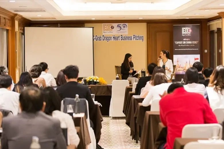 ทั้งสวยและเก่ง! ทำความรู้จักกับเซเลบริตี้นักธุรกิจสาวสวย 'ณชา จึงกานต์กุล’ เจ้าของธุรกิจผลไม้แปรรูปชื่อดังแบรนด์ 'คันนา’ ร่วมเผยเคล็ดลับทำธุรกิจกับชาวจีนให้ประสบความสำเร็จ พร้อมเทคนิคการดูแลตนเอง