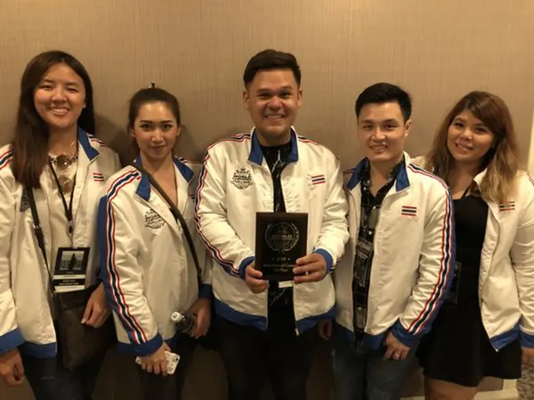 “ครูพิช” นำทีม เด็กไทยสร้างชื่อก้องโลก คว้าอันดับ 3 ชุดประจำชาติ WCOPA ที่ สหรัฐอเมริกา