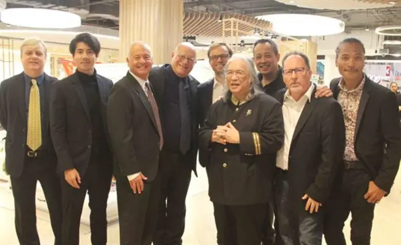 ถือว่าปรับบทบาทตัวเองมาอยู่เบื้องหลังได้อ...