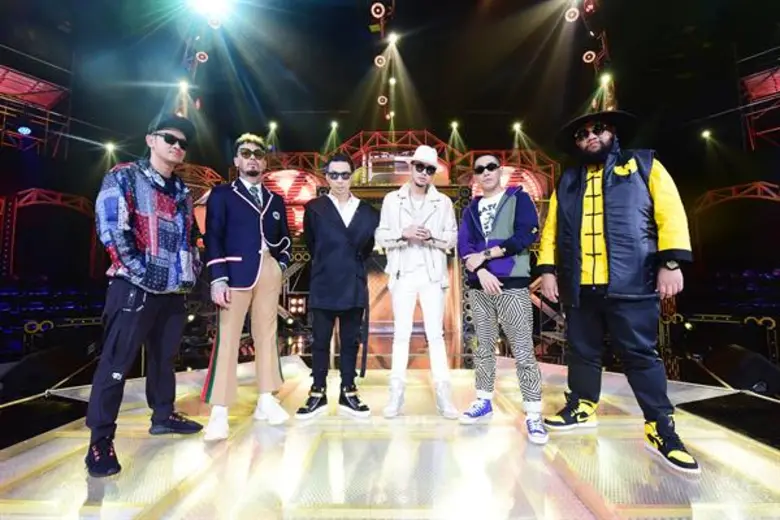 THE RAPPER โชว์หนักจัดเต็มหาตัวแทนรอบ PLAY OFF สาย E และ สาย F