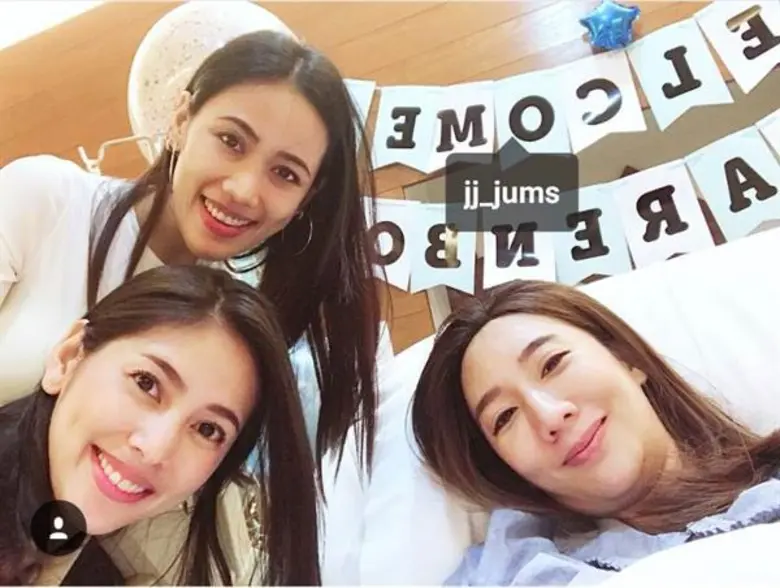 กลับบ้านแล้วจ้า “น้องแมคลาเรน” และ “แม่เบนซ์ พริกไทย”