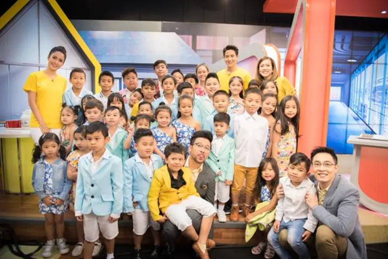 ครอบครัวบันเทิง เปิดเวทีต้อนรับคู่พระนางค...