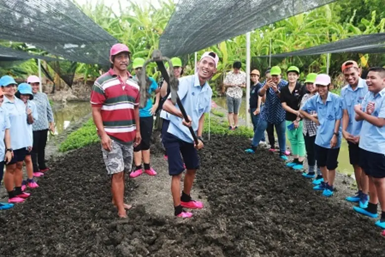 เคทีซีจัดกิจกรรม “เคทีซีส่งภาษามือ ชวนน้องเรียนรู้วิถีชีวิต วิถีเกษตร”