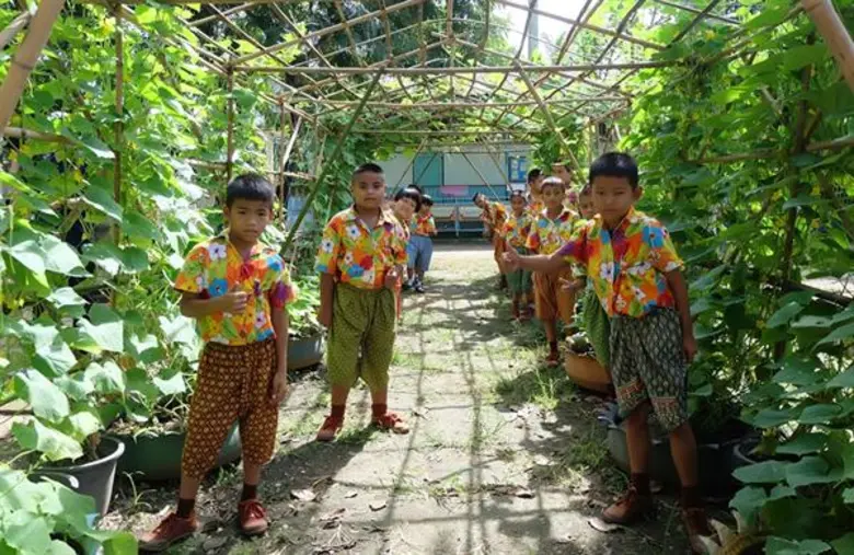 รร.บ้านคลองแขยง จ.กำแพงเพชร “จิ๋วแต่แจ๋ว" แหล่งเรียนรู้ต้นแบบการผลิตอาหารแบบมีส่วนร่วมกับชุมชน