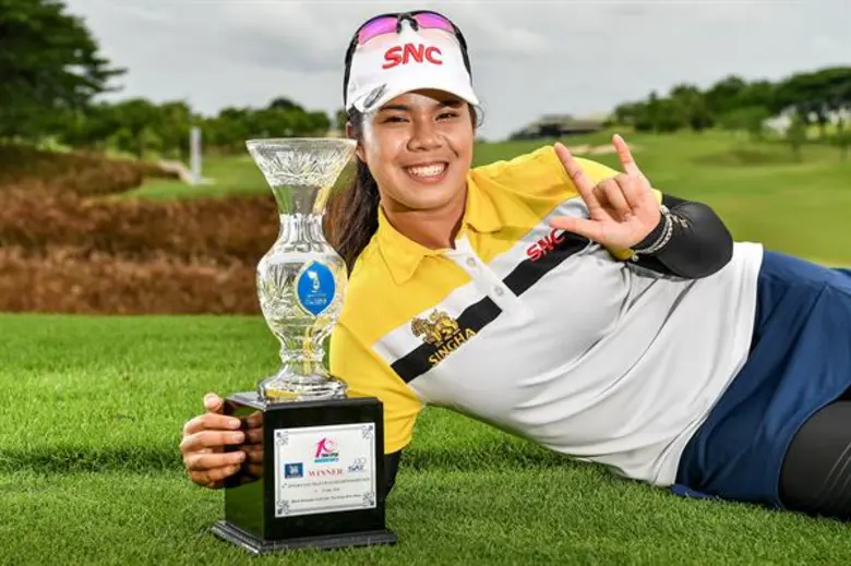 อาภิชญา ยุบล วัย 16 ปีจากสระบุรี โชว์ฟอร์...