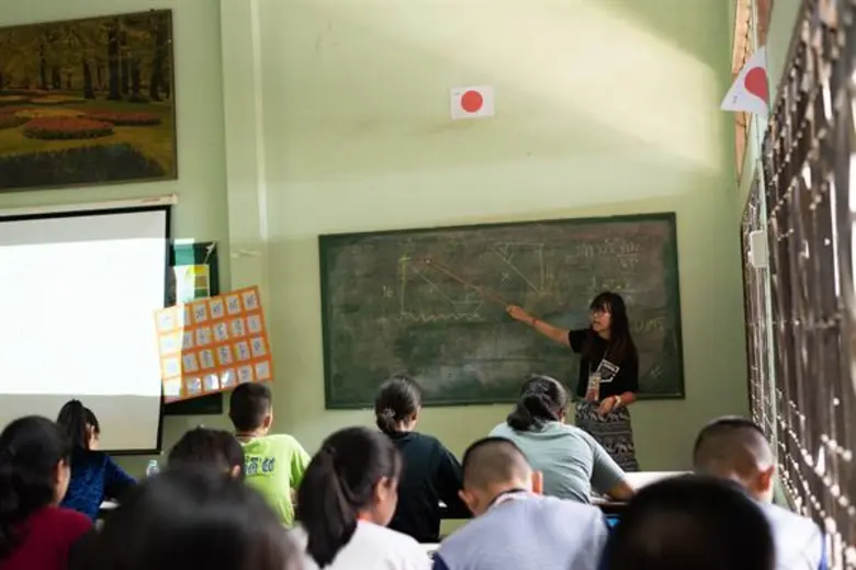 'ค่ายรากแก้ว’ สร้างและส่งต่อแรงบันดาลใจรักวิทย์-คณิต จากพี่สู่น้อง