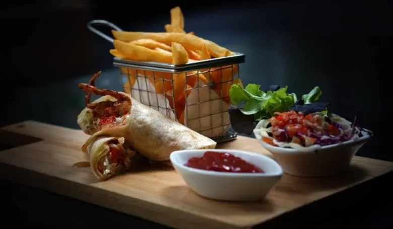 ห้องอาหารลิควิดบาร์แอนด์คาเฟ่ โรงแรมศิริ ...