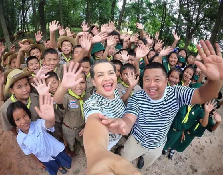 สนุกสนานไปกับคู่สามีภรรยาสุดน่ารัก "หนูแห...