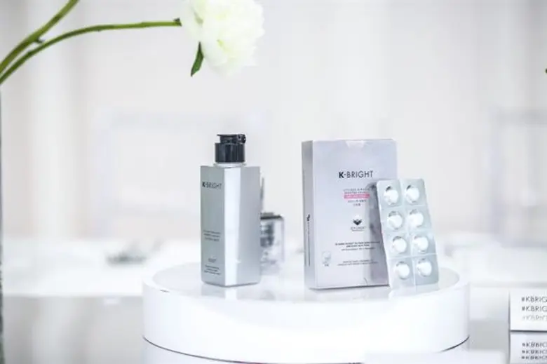 ครั้งแรกในไทยกับดินเนอร์สุดหรูบนลานน้ำแข็ง K-BRIGHT เปิดตัวพรีเมี่ยมสกินแคร์ใหม่  สู่การบำรุงอีกขั้นเพื่อผิวขาวกระจ่างใสจากเกาหลี