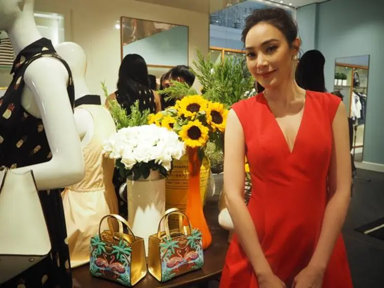 ซุปตาร์สาวสวย “เมย์-พิชญ์นาฏ สาขากร”  นำทีมเหล่าสาวงามจากเวทีมิสยูนิเวิร์สไทยแลนด์ปีล่าสุด ร่วมงานเปิดตัว “เคท สเปด นิวยอร์ก คอลเลกชั่นซัมเมอร์ 2018”