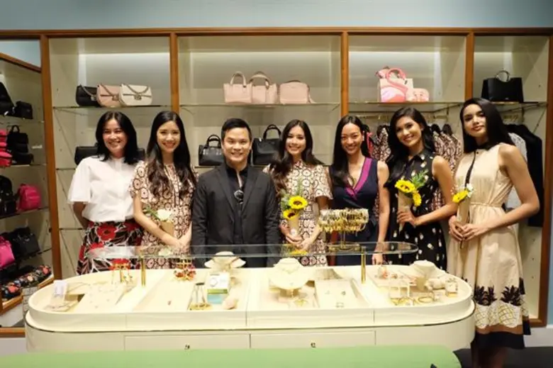 ซุปตาร์สาวสวย “เมย์-พิชญ์นาฏ สาขากร”  นำทีมเหล่าสาวงามจากเวทีมิสยูนิเวิร์สไทยแลนด์ปีล่าสุด ร่วมงานเปิดตัว “เคท สเปด นิวยอร์ก คอลเลกชั่นซัมเมอร์ 2018”