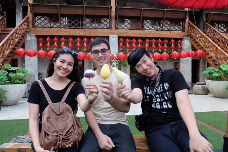 ท้า Gen Y บุกตะลุยภาคกลาง “วันธรรมดา”  กับ สมุดโคจร On The Way