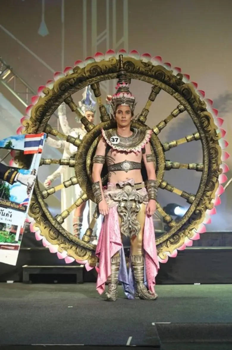 “เพทริก” หนุ่มลพบุรี คว้า Mister Star Thailand 2018 เป็นตัวแทนประเทศไทยประกวดเวทีระดับโลก