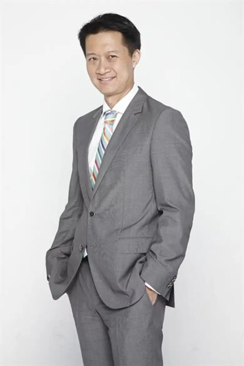 นายพัชร สมะลาภา กรรมการผู้จัดการ ธนาคารกส...