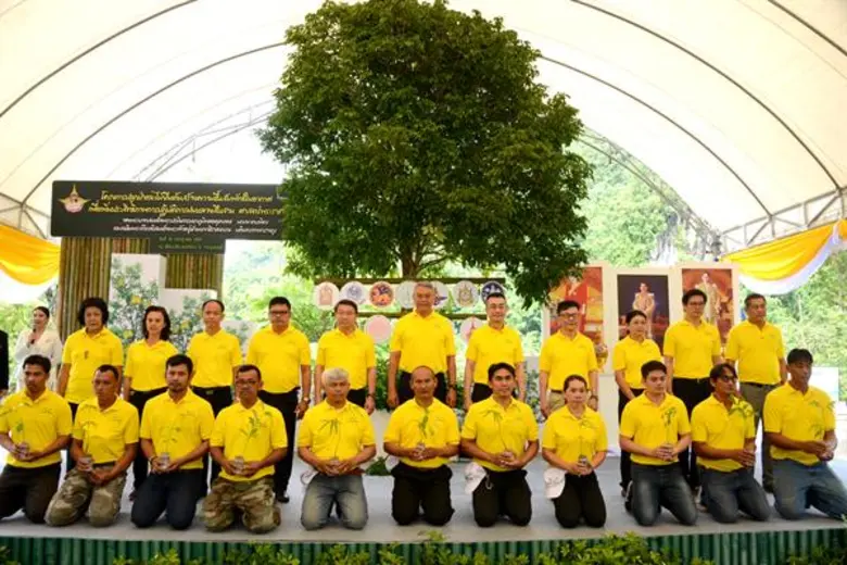 นายวิวัฒน์ ศัลยกำธร รัฐมนตรีช่วยว่าการกระ...