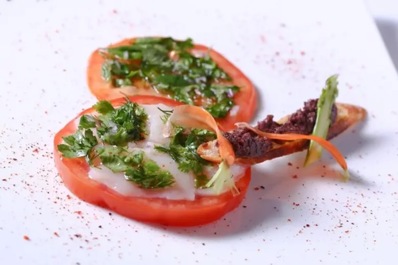 ฟินไปกับวัตถุดิบที่ดีที่สุดจากทั่วทุกมุมโลก ตามฤดูกาล กับ “เทสติ้งเมนู” ที่ห้องอาหารเรดสกาย