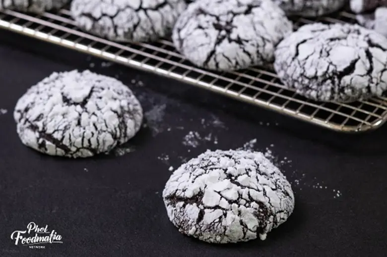 ทีวีไกด์: รายการ "พลพรรคนักปรุง" ชวนชิมรสซุปมันม่วงฝีมือ 'เชฟพล’