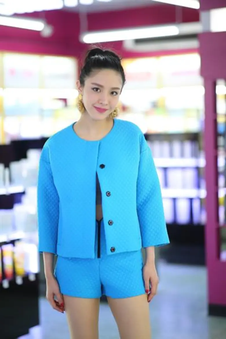 สาวแอคทีฟตัวจริง น้ำชา-ชีรณัฐ ยูสานนท์ นอ...