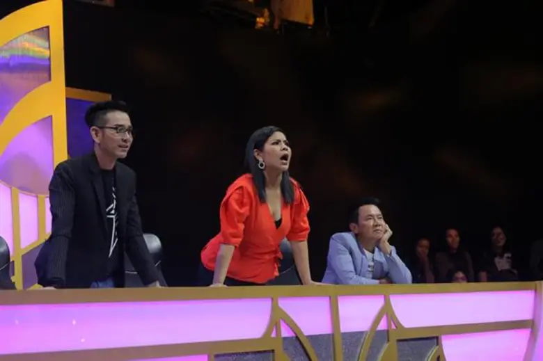 “ไท – ธนาวุฒิ” โชว์น้ำเสียงสุดเก๋า พิสูจน์ลูกคอขั้นเทพ!