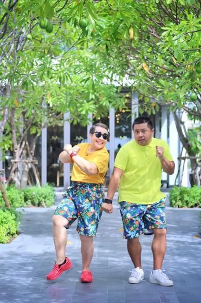 สนุกสนานไปกับคู่สามีภรรยาสุดน่ารัก "หนูแห...