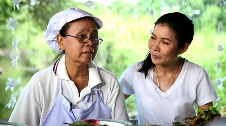 ไม่ได้ตลกอย่างเดียวนะคะ ทำอาหารก็เป็นจ้า ...