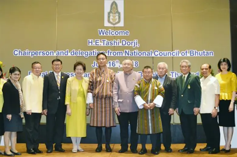 ศาสตราจารย์วุฒิสาร ตันไชย เลขาธิการสถาบัน...